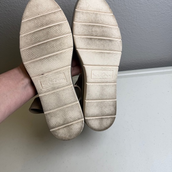 Me Too Womens Sandals size 6.5 Adria Closed Toe Sandal Brown Genuine Vegan - Picture 8 of 9